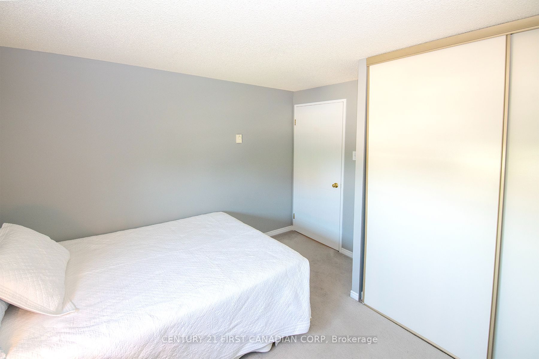 77 Baseline Road 405 Property Photo 15