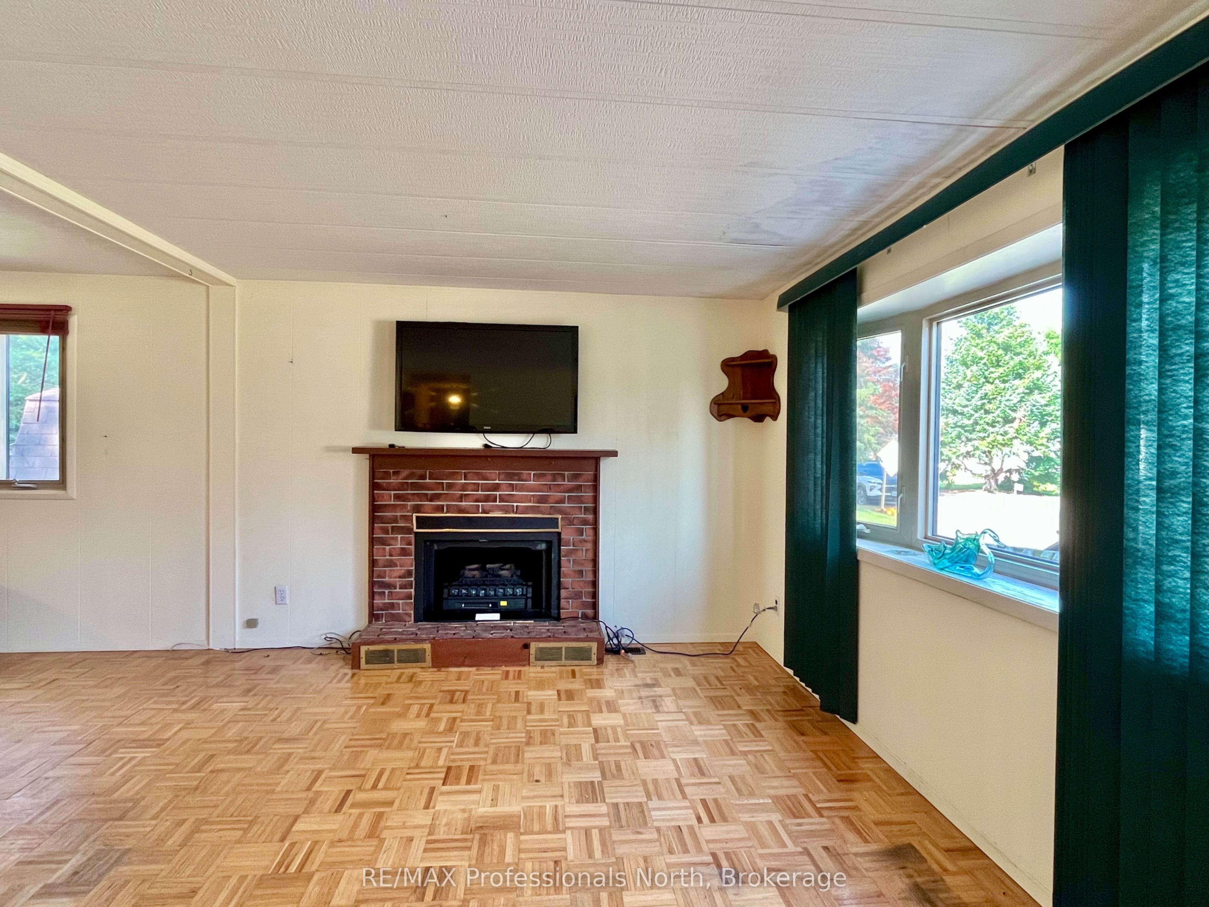 1034 Eighth Lane Property Photo 16
