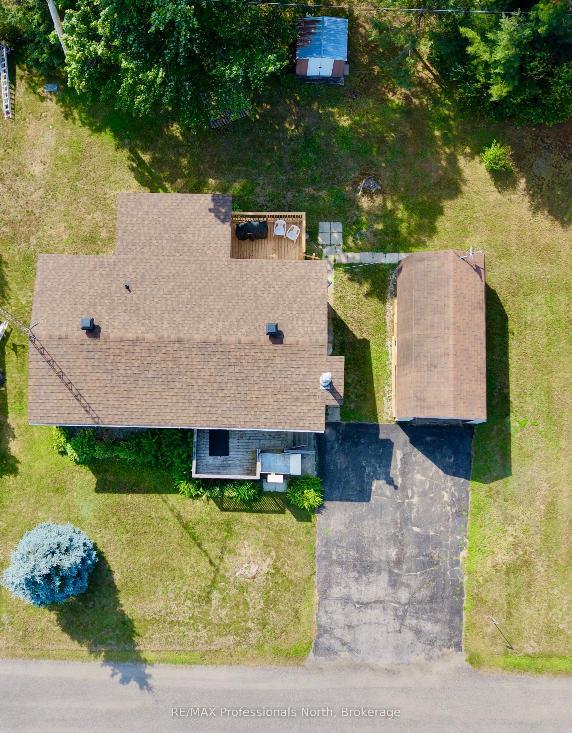1034 Eighth Lane Property Photo 42