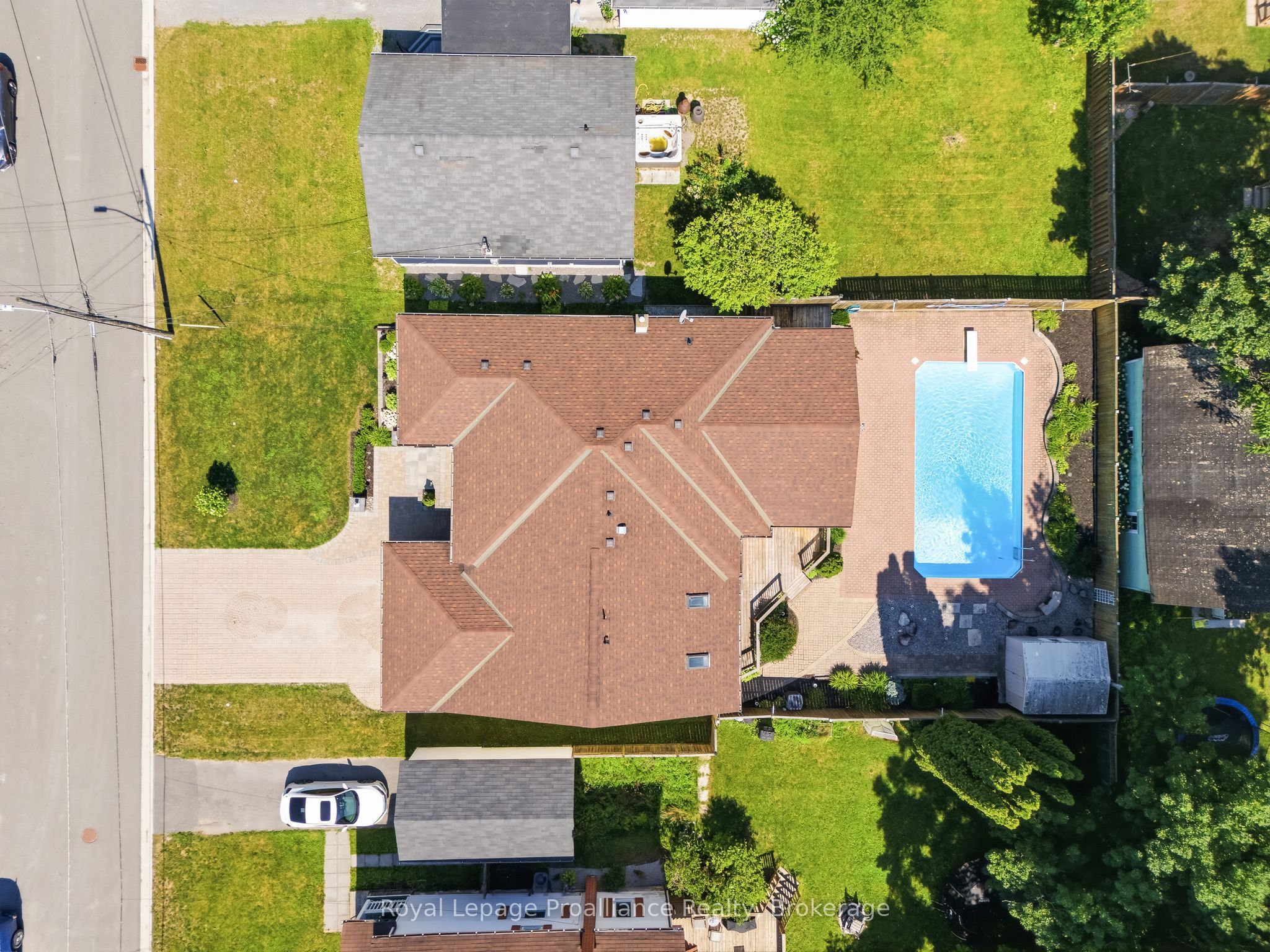 11 Addison Street Property Photo 5