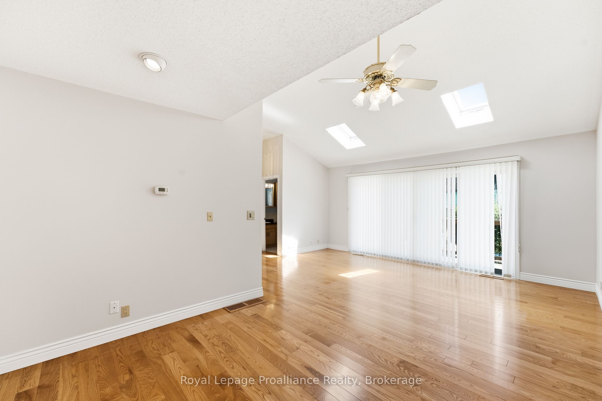 11 Addison Street Property Photo 20