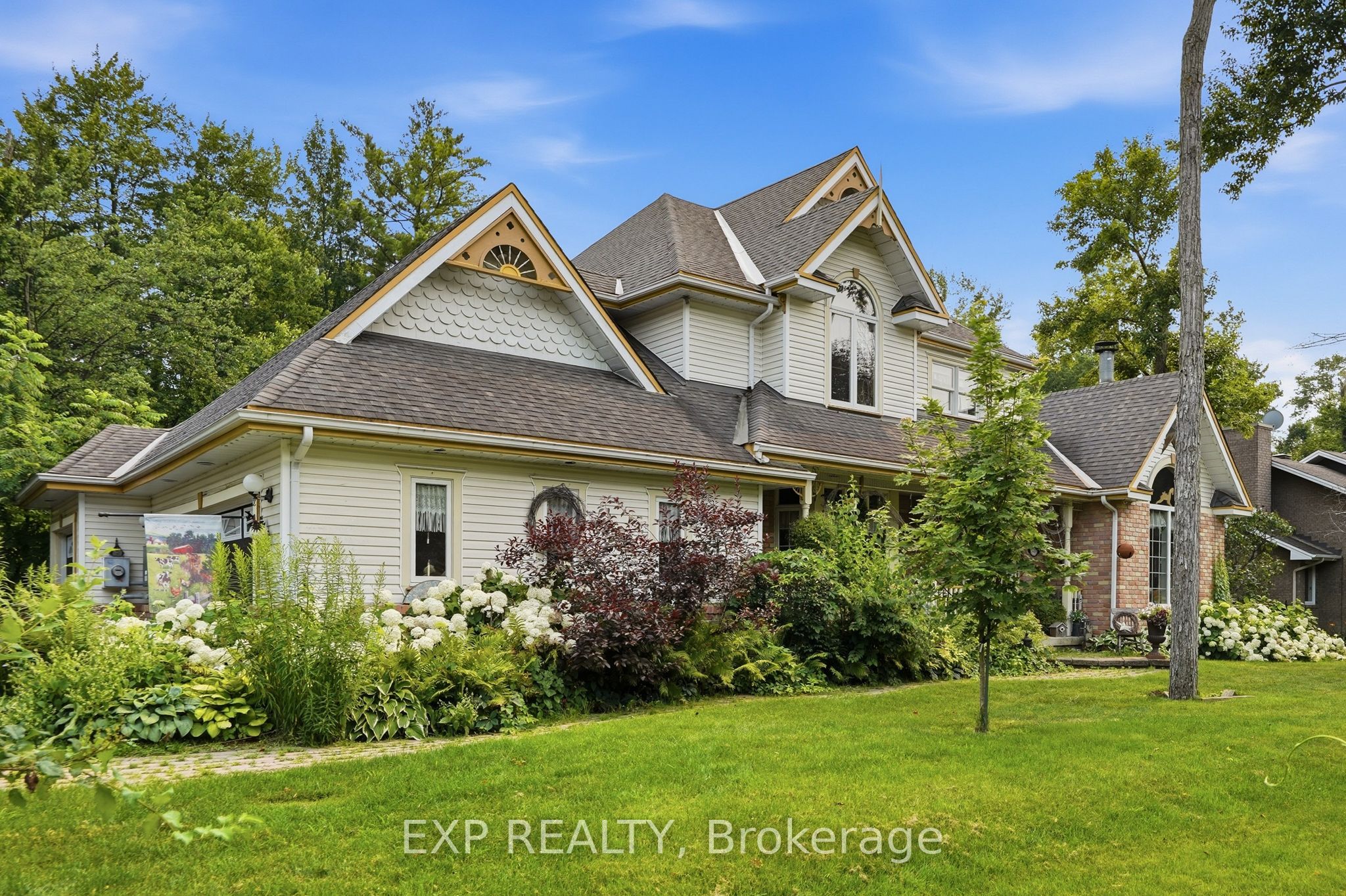 1259 RANDBORO Crescent
