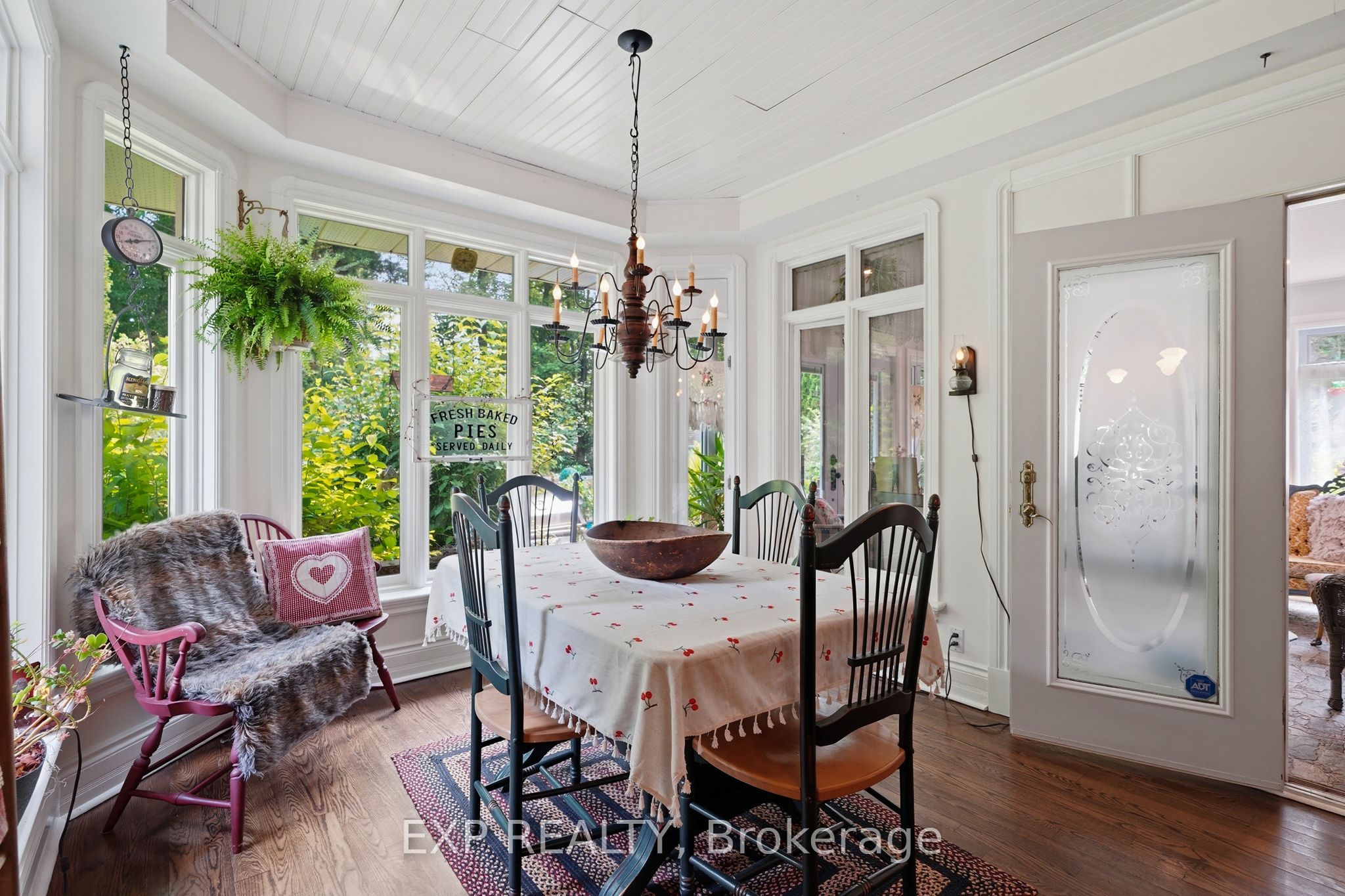 1259 Randboro Crescent Property Photo 17