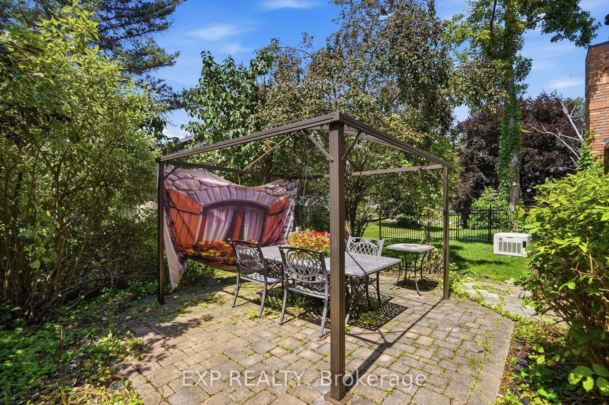 1259 Randboro Crescent Property Photo 46