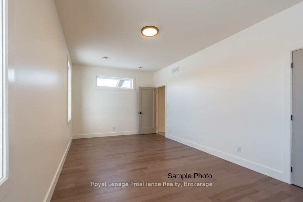 36 Fraser Drive Property Photo 23