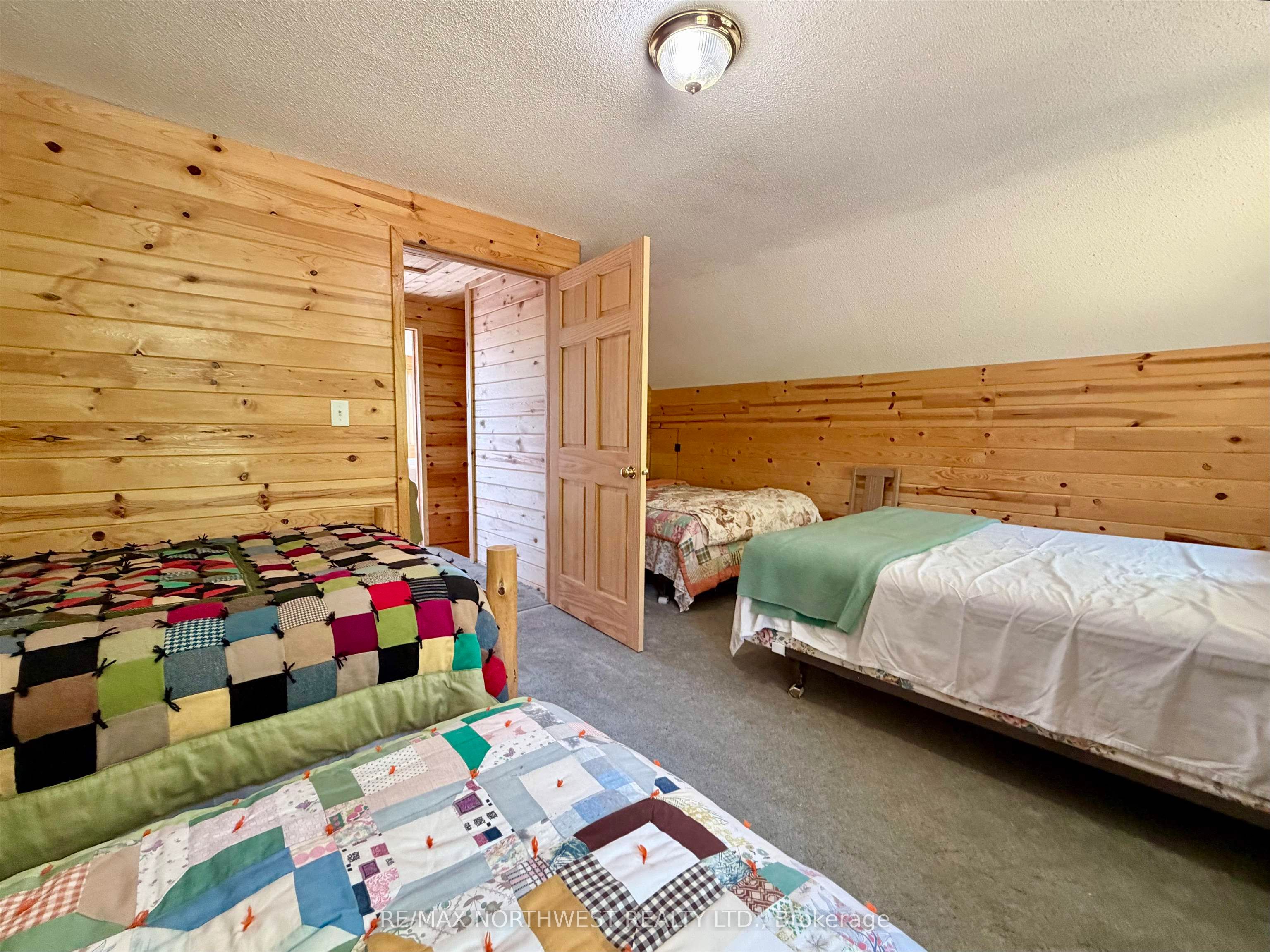 G1686 Rainy Lake Property Photo 20