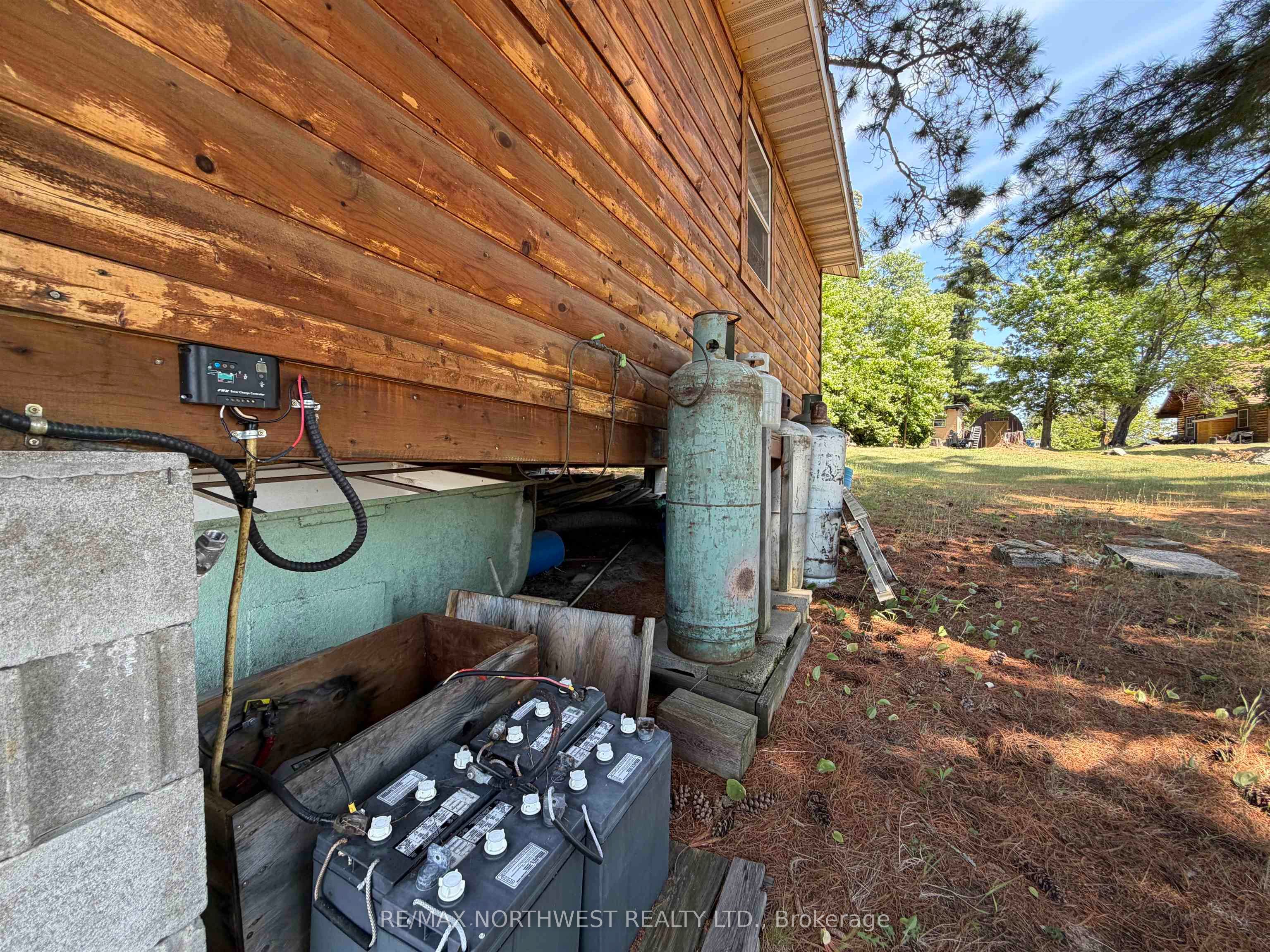 G1686 Rainy Lake Property Photo 39
