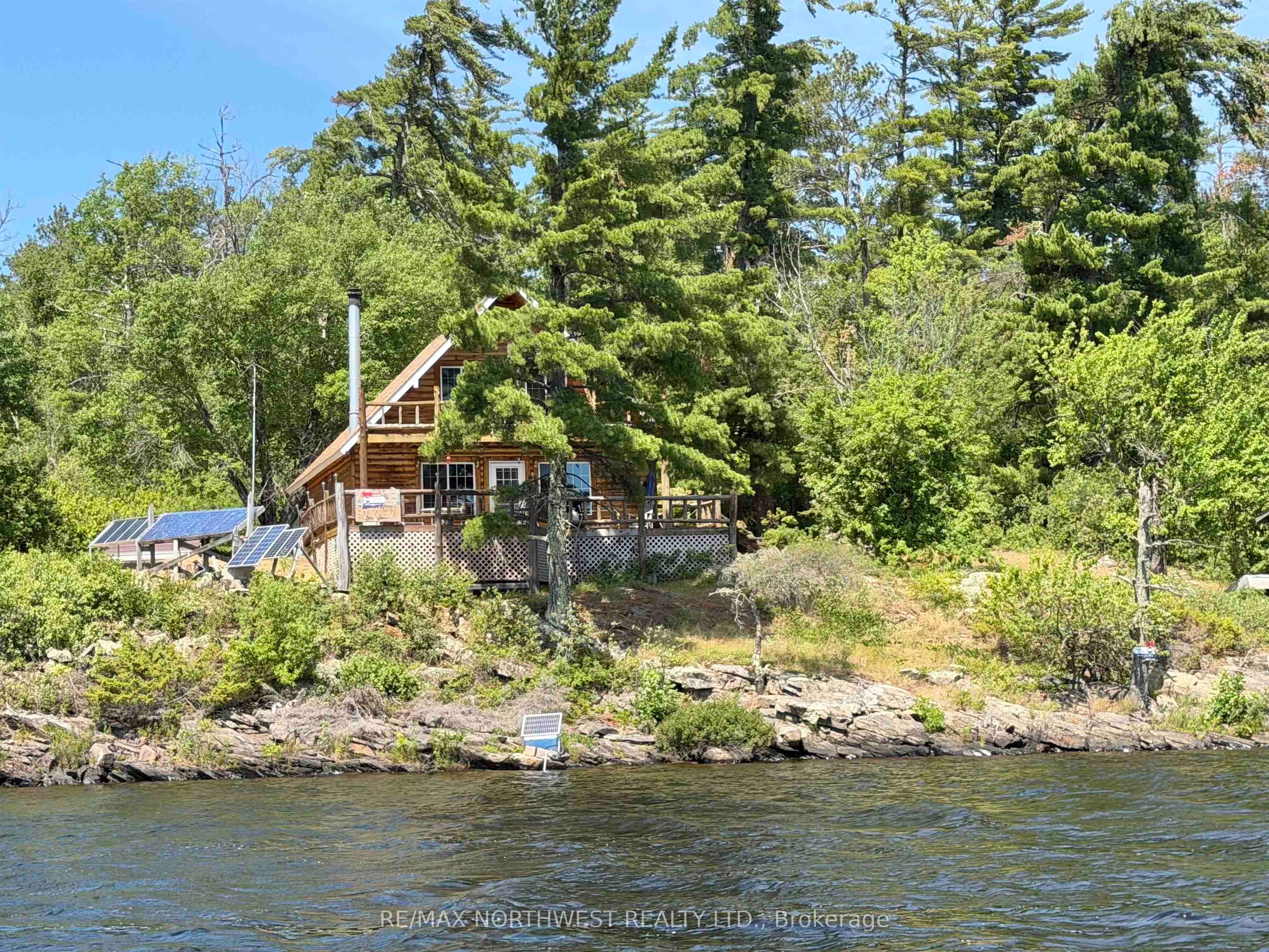 G1686 Rainy Lake Property Photo 46
