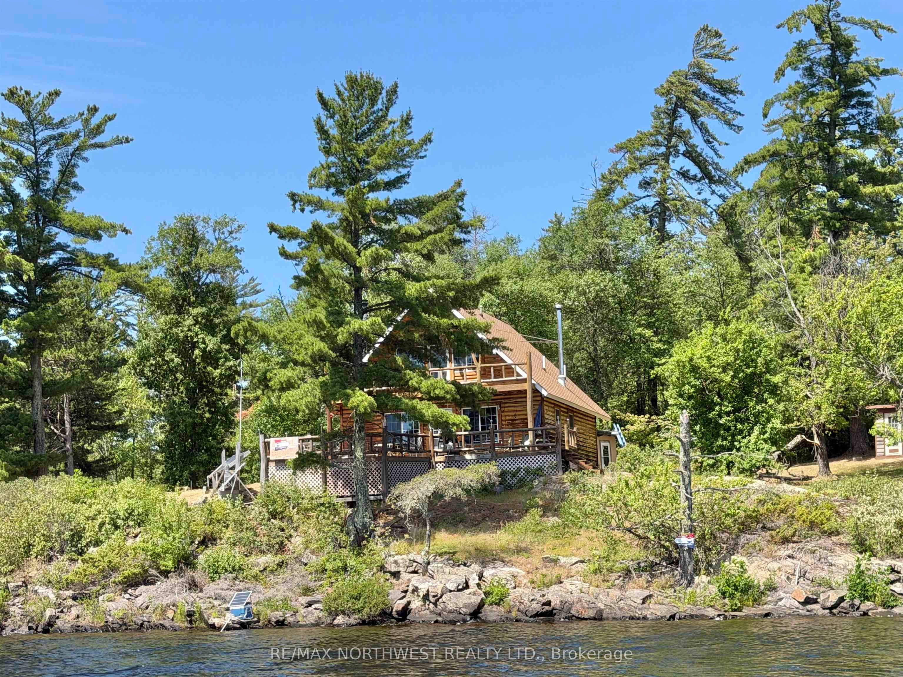 G1686 Rainy Lake Property Photo 47
