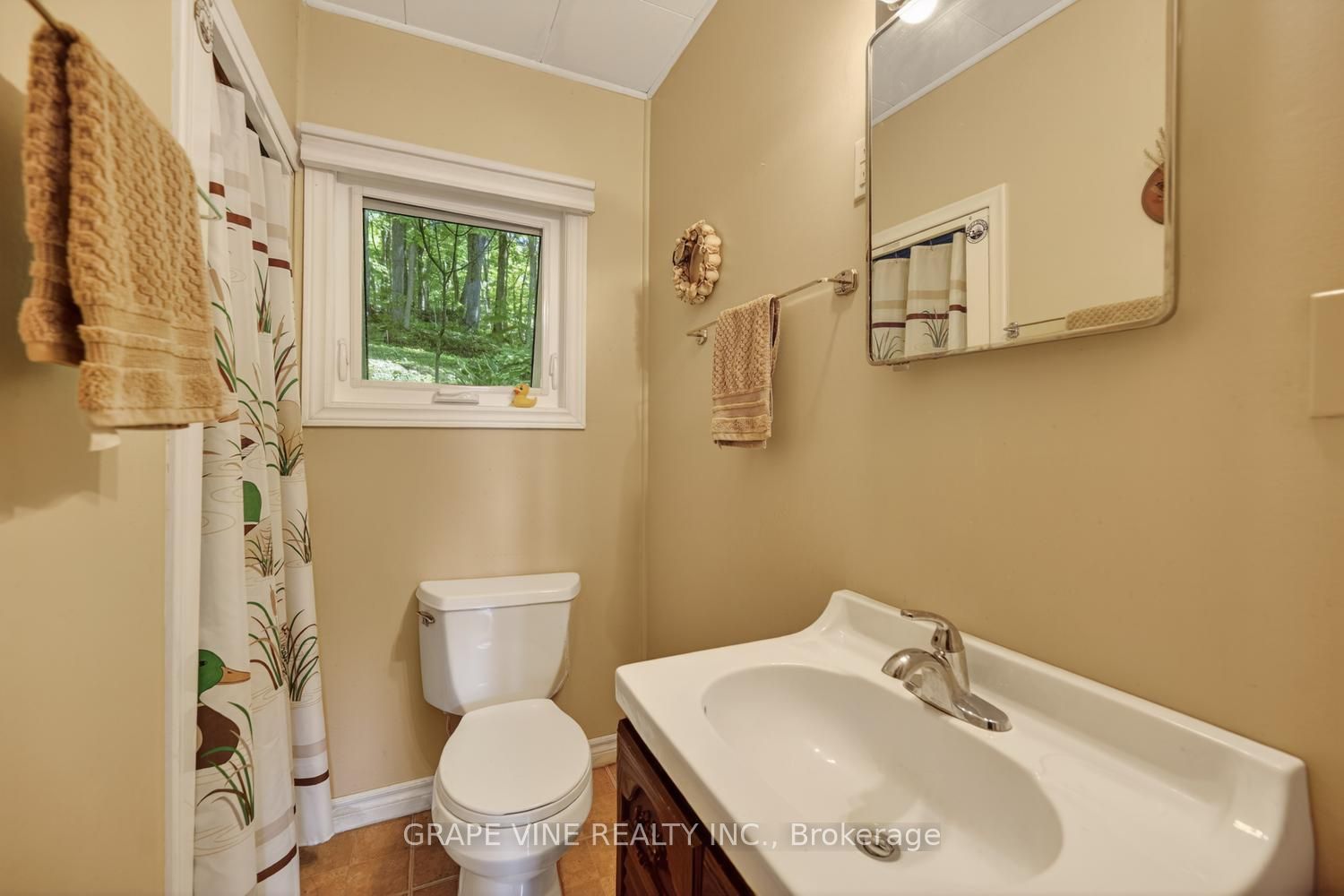 1010 Firefly Lane Property Photo 19