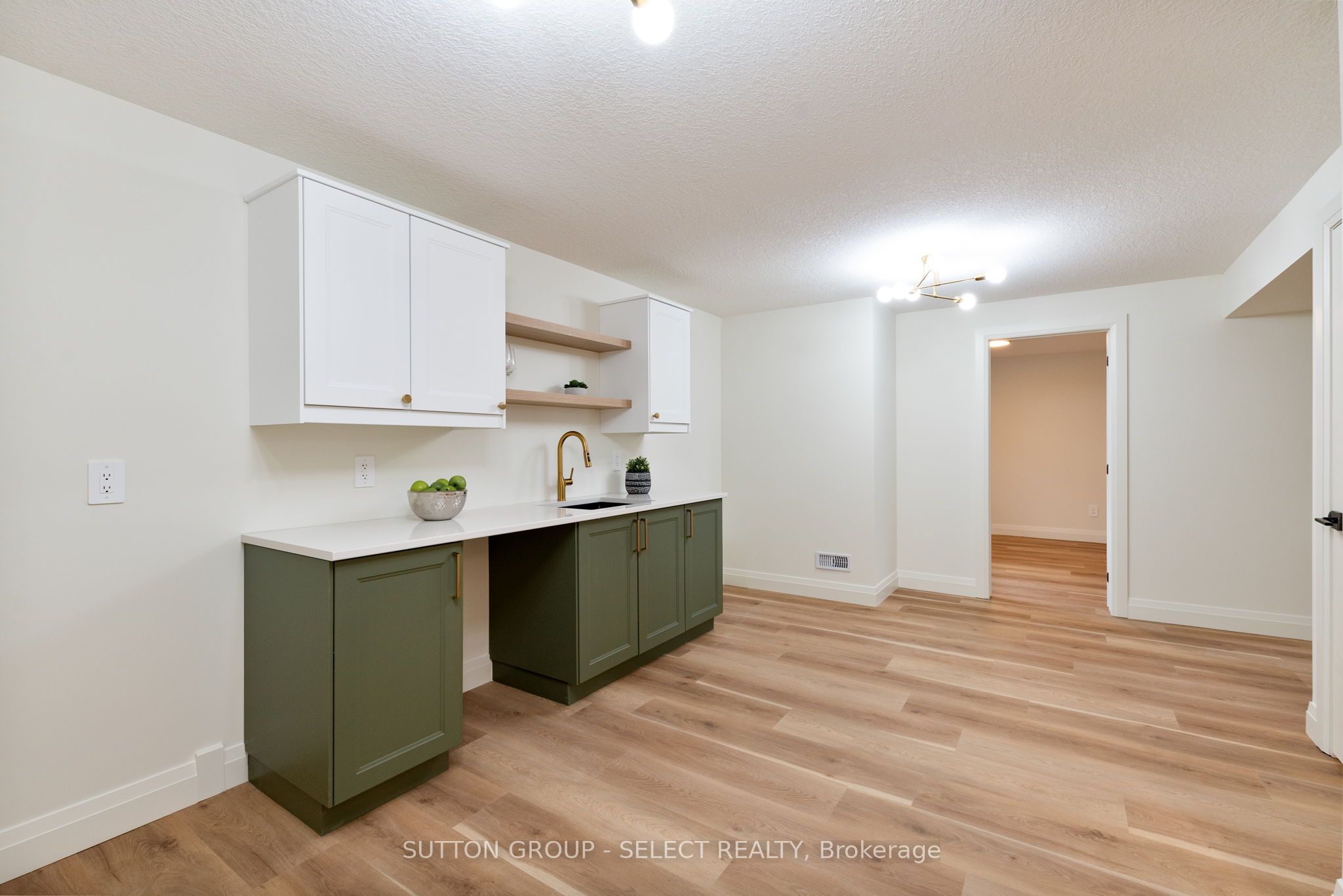 16 Kelly Drive Property Photo 17
