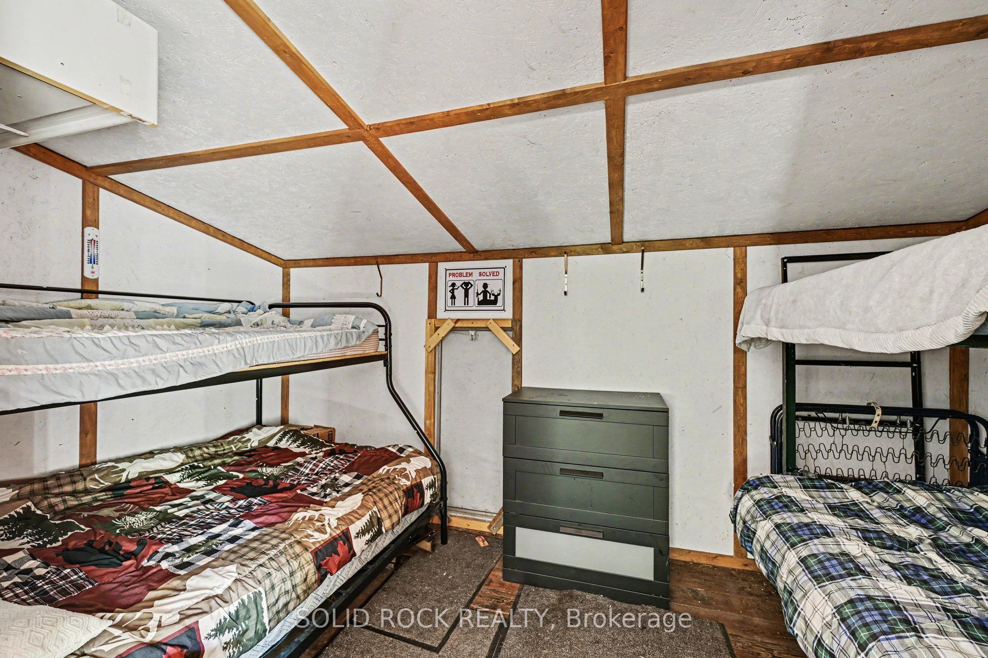 3498 Darling Road N Property Photo 17