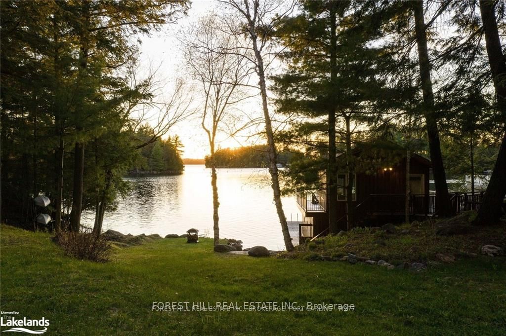 1004 Old Township Road Property Photo 2