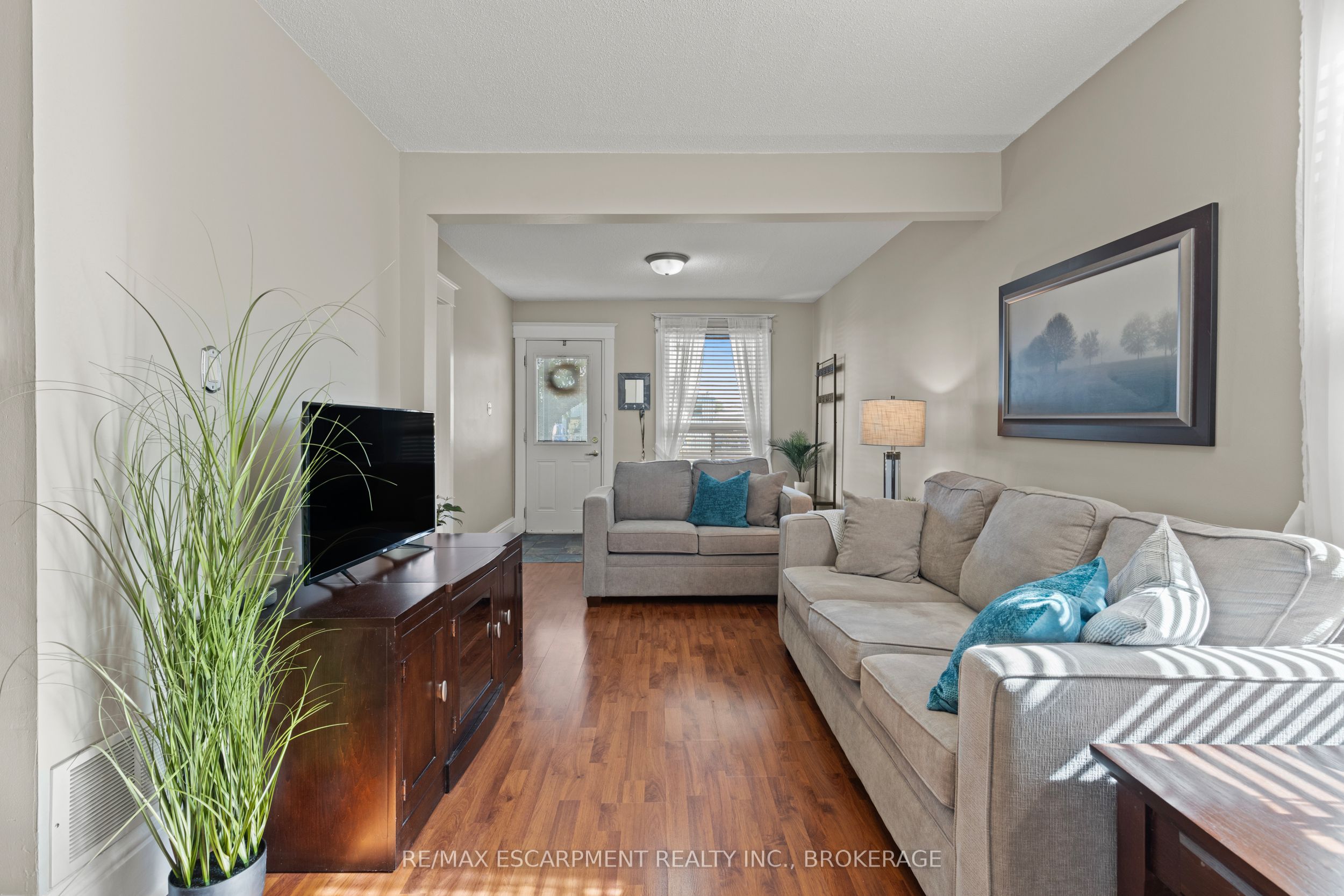25 Mckinstry Street Property Photo 8