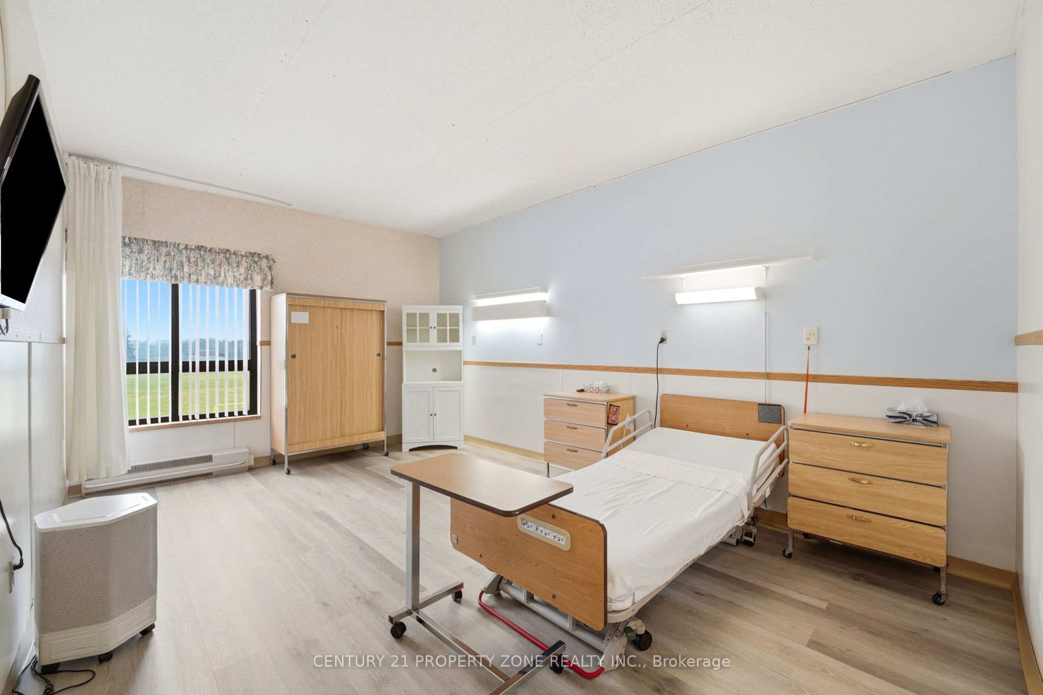 1360 Maryhill Road Property Photo 25