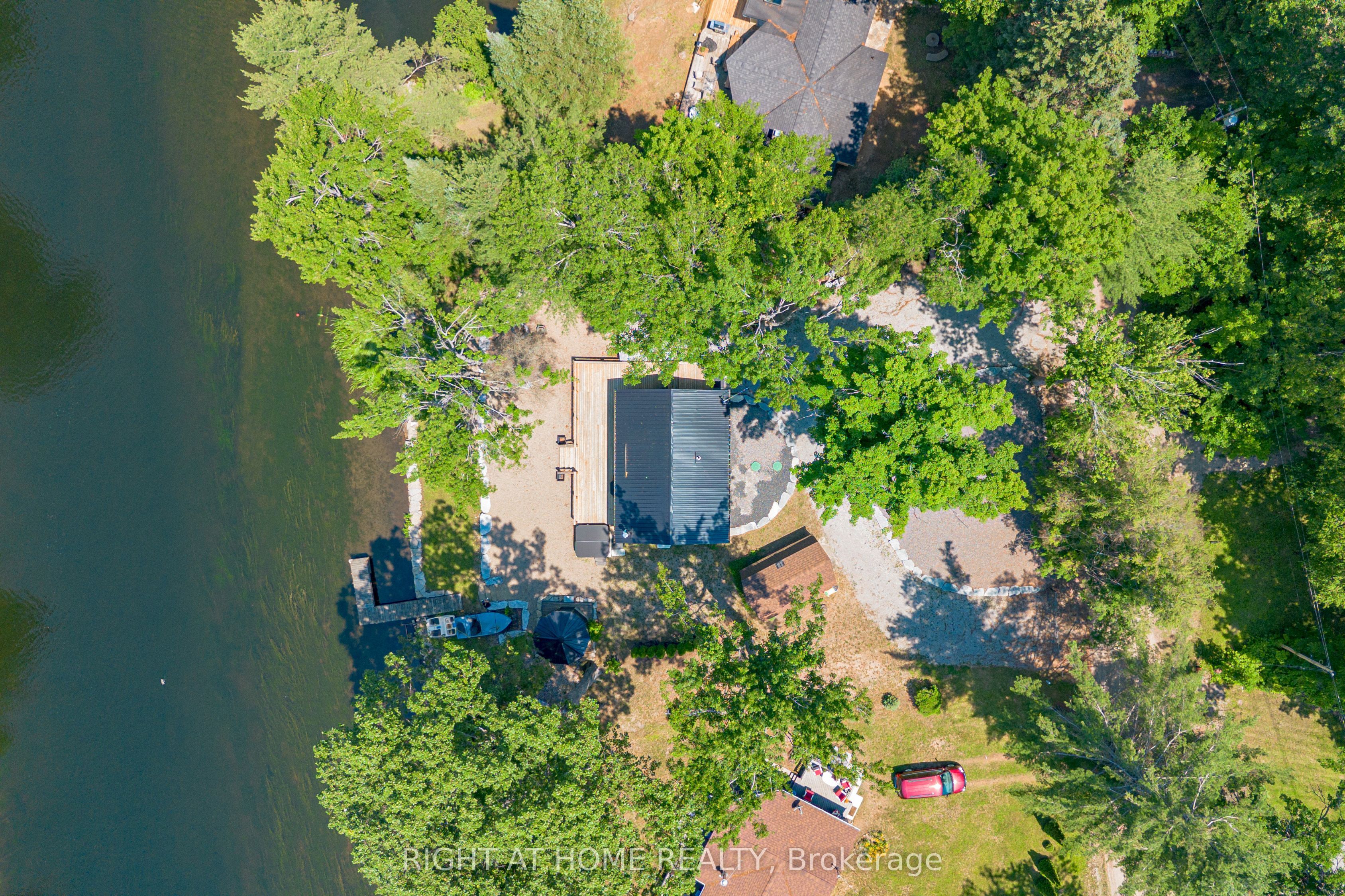 11 Little Bay Drive Property Photo 2