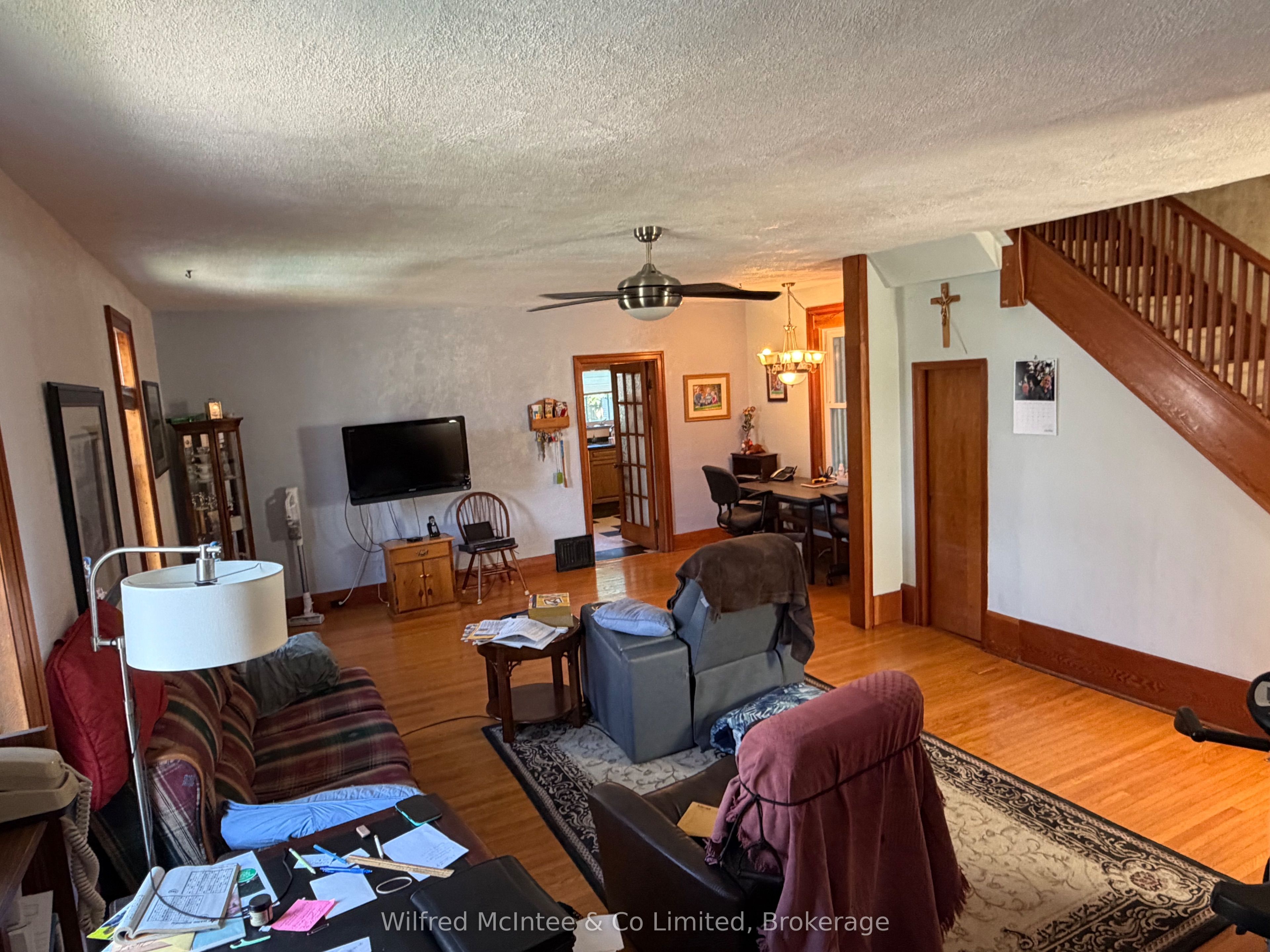 393 7th Avenue Property Photo 11