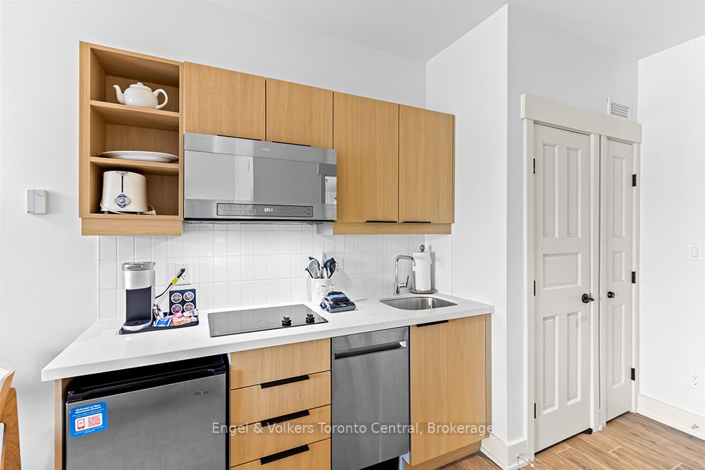 190 Jozo Weider Boulevard 423 Property Photo 19