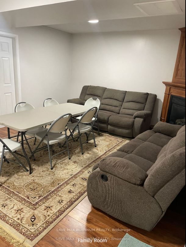 X13569726 Property Photo 4