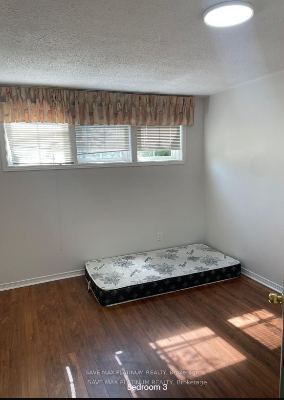 X13569726 Property Photo 11