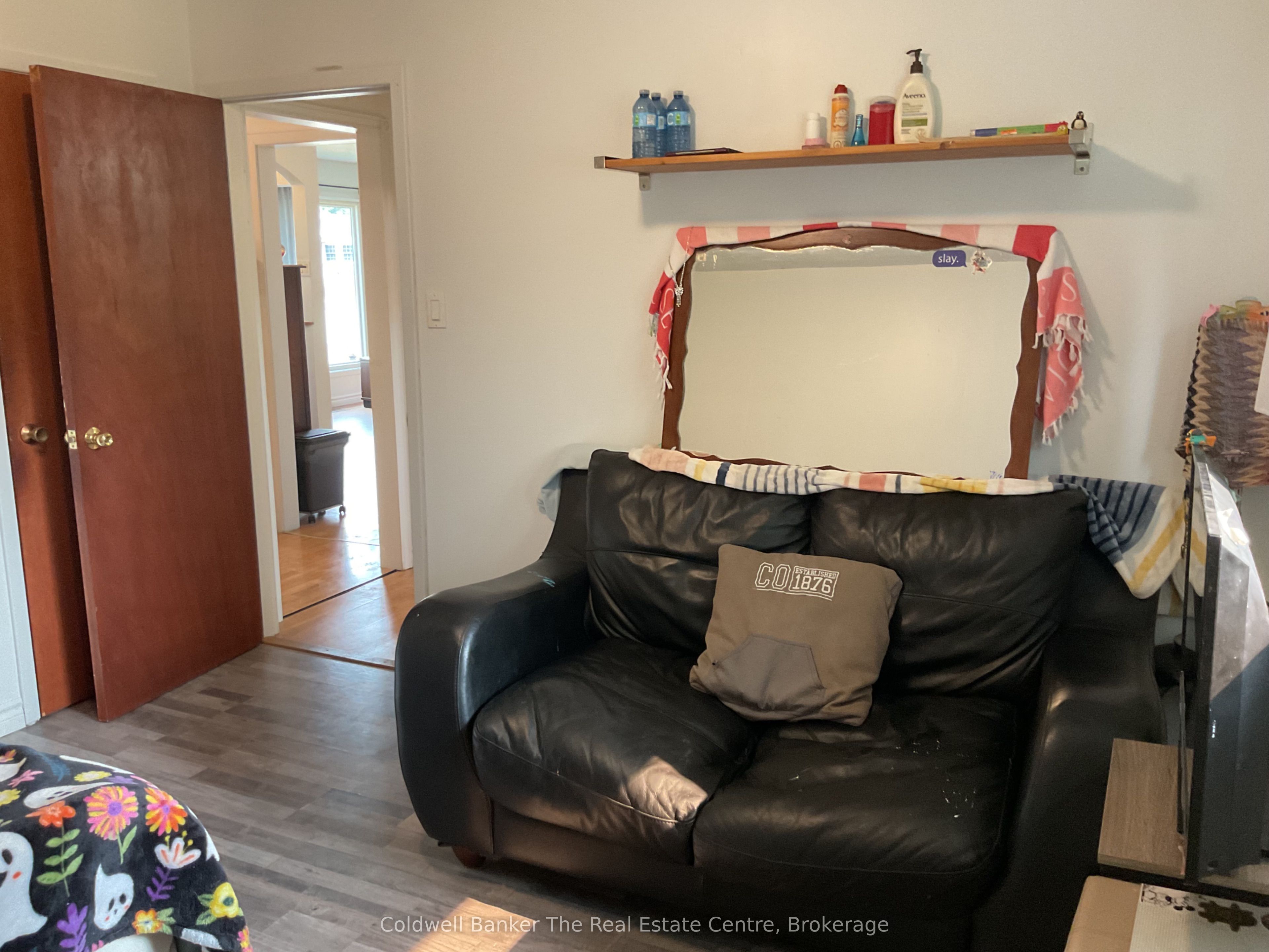 365 Pinegrove Street Property Photo 15