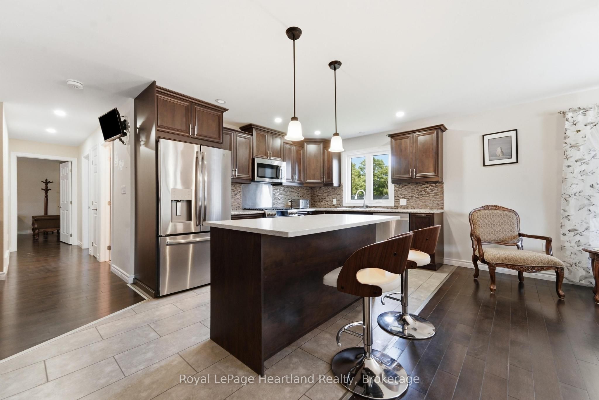 62 Victoria Boulevard Property Photo 3