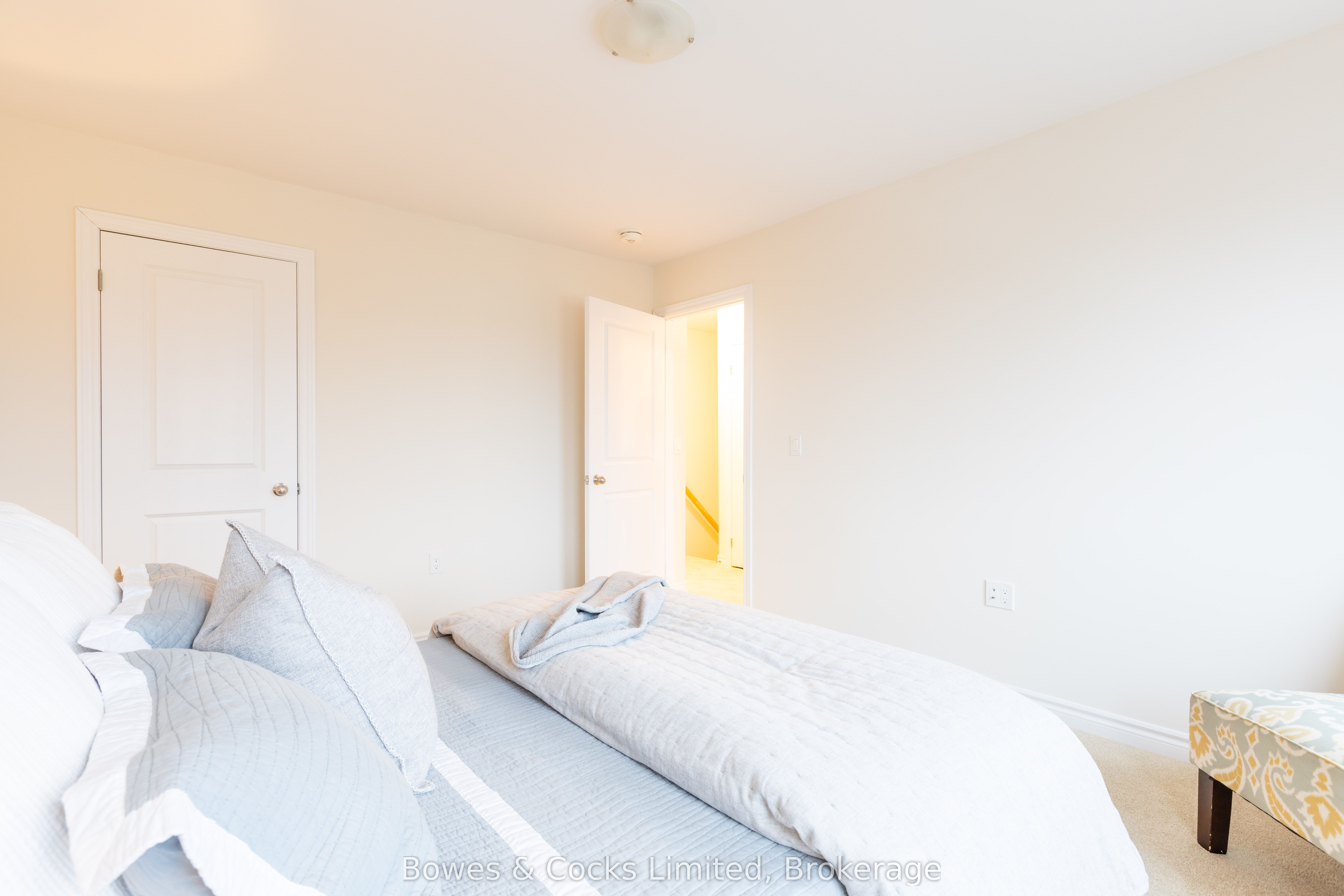 48 Maple Avenue 206 Property Photo 11