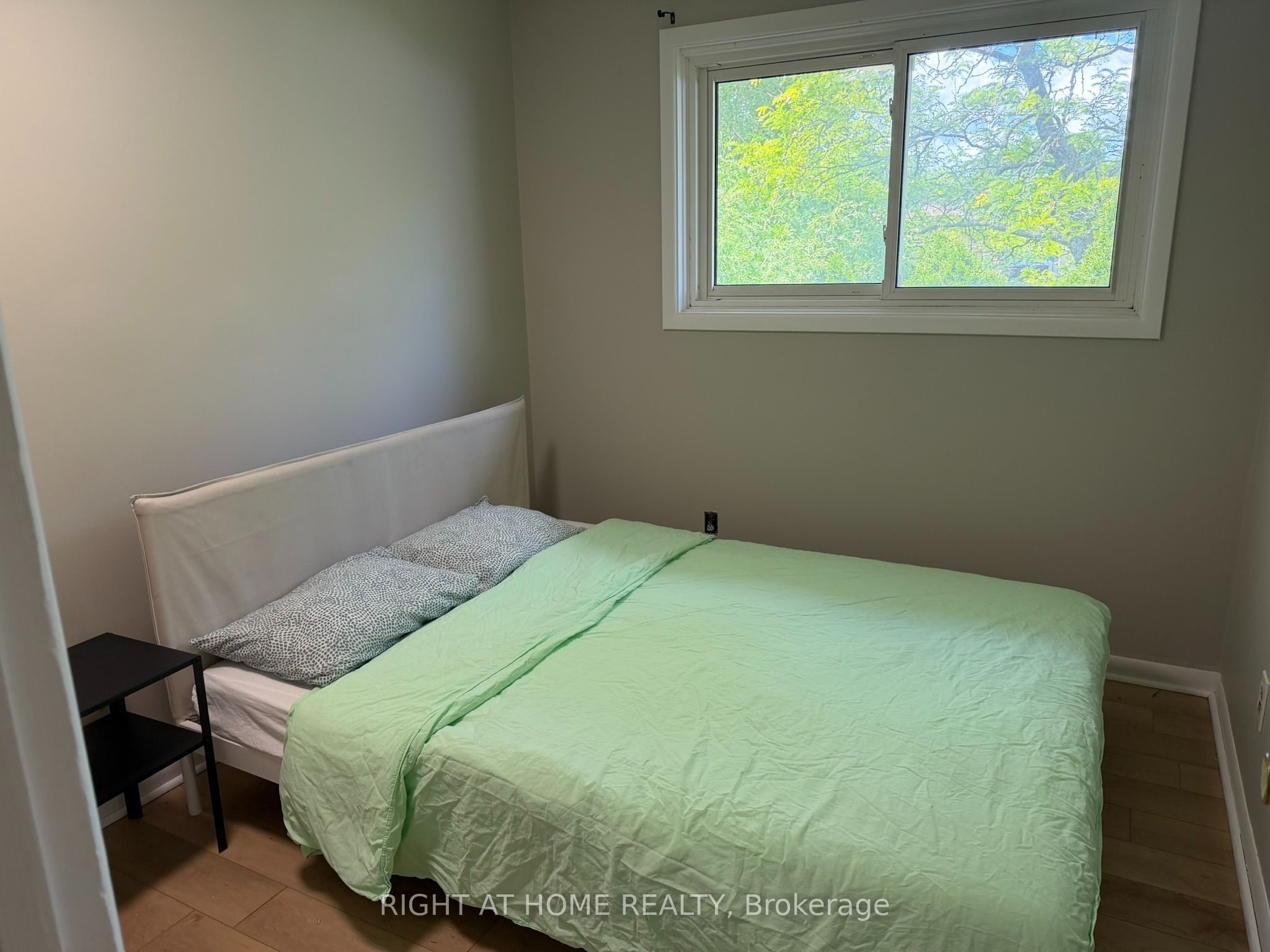42 Oneida Road Property Photo 12