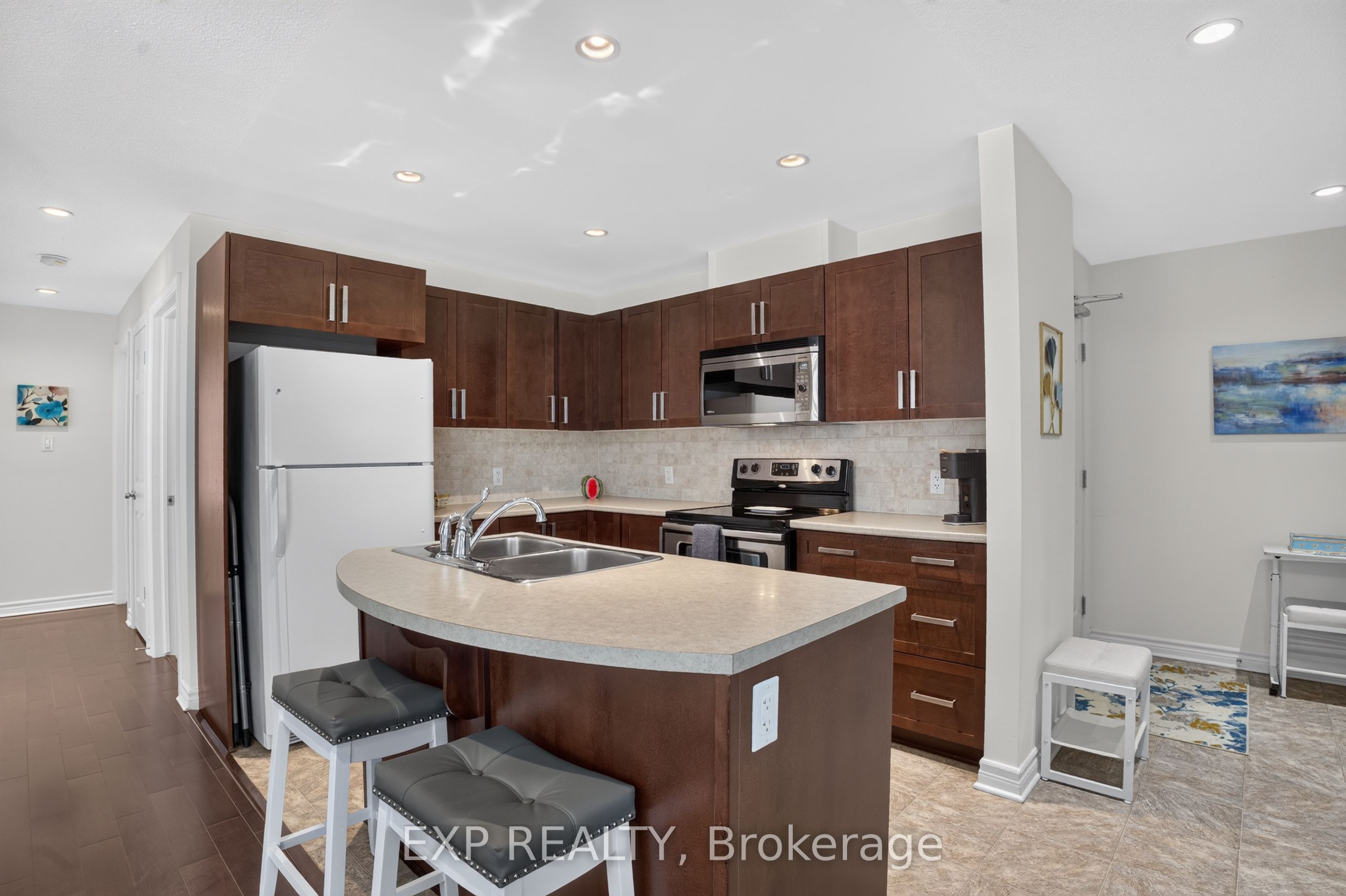 385 Paseo Private 4 Property Photo 9