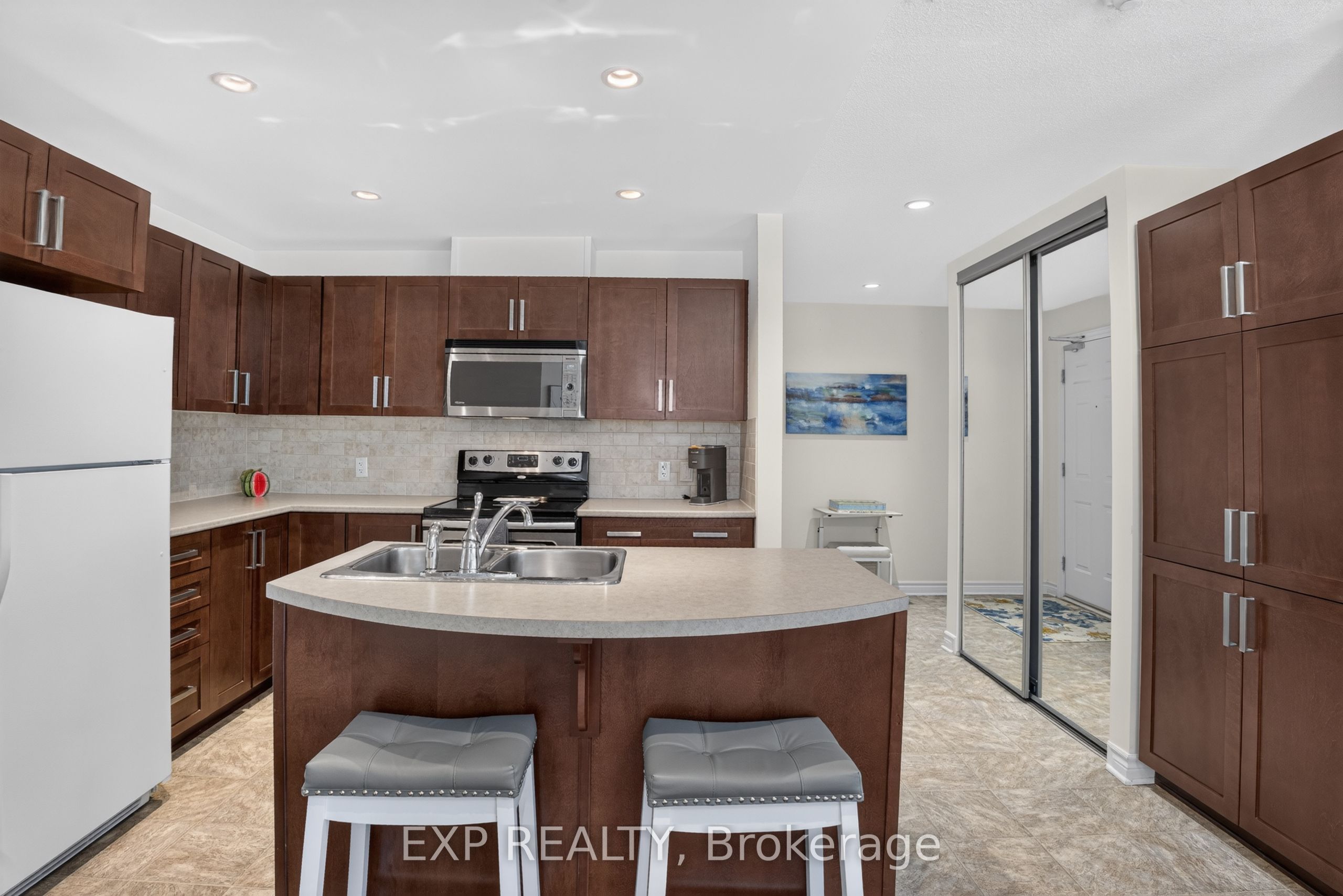 385 Paseo Private 4 Property Photo 11