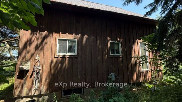 841 2 Concession Property Photo 3
