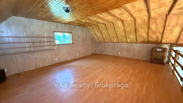 841 2 Concession Property Photo 9