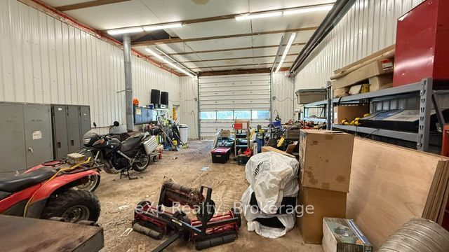 841 2 Concession Property Photo 14