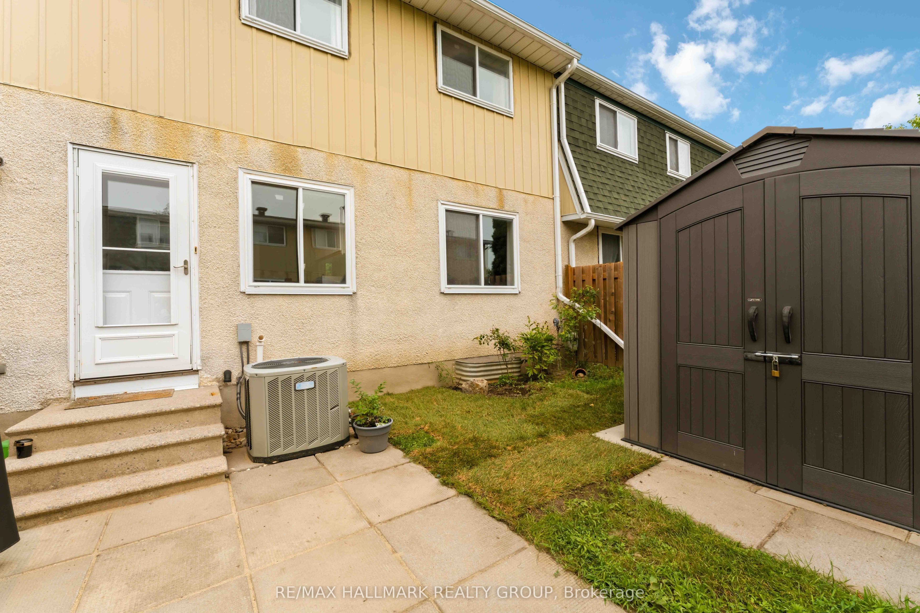 1506 Beaverpond Drive B Property Photo 28