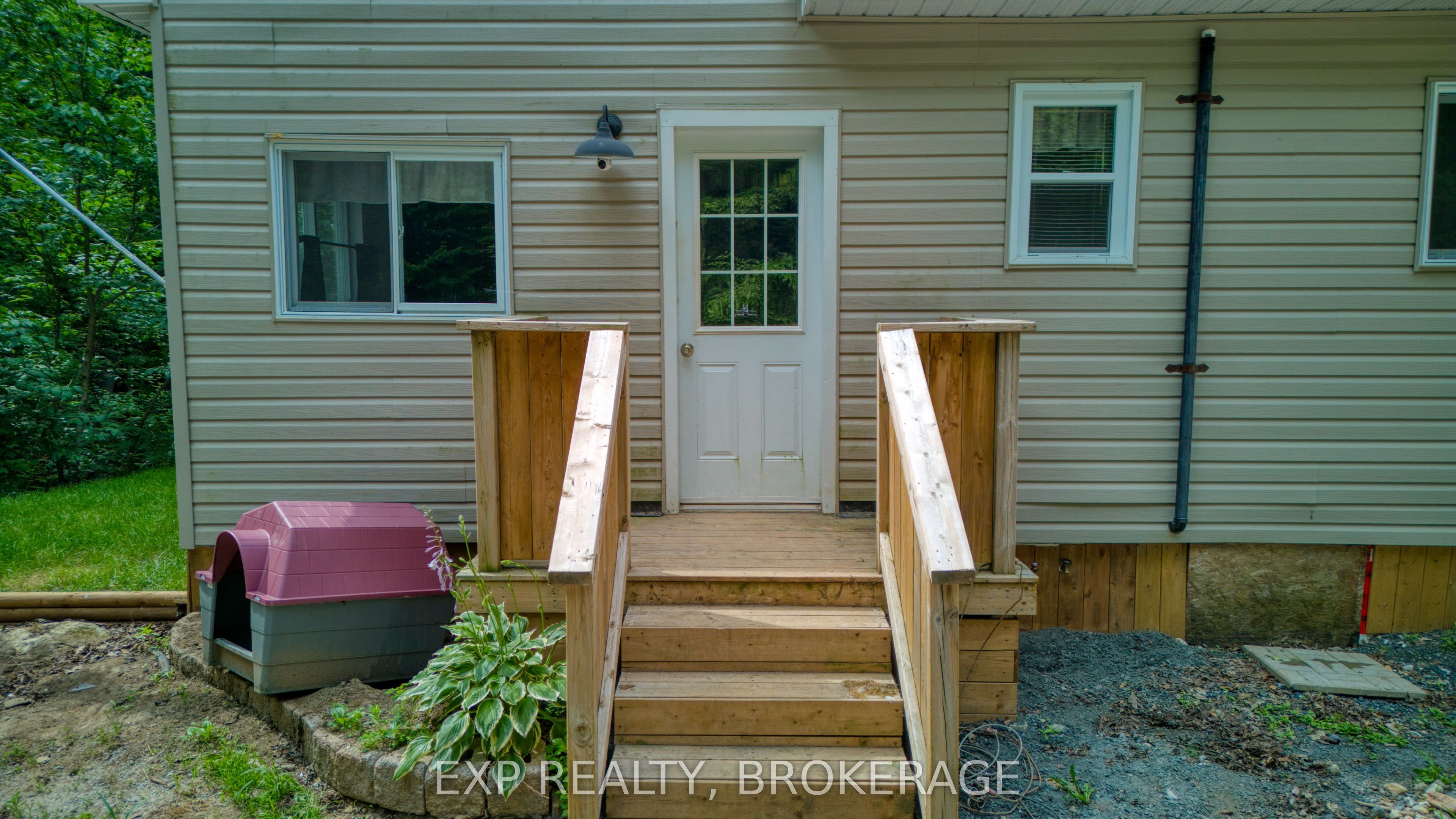 1427 Lewis Road Property Photo 3
