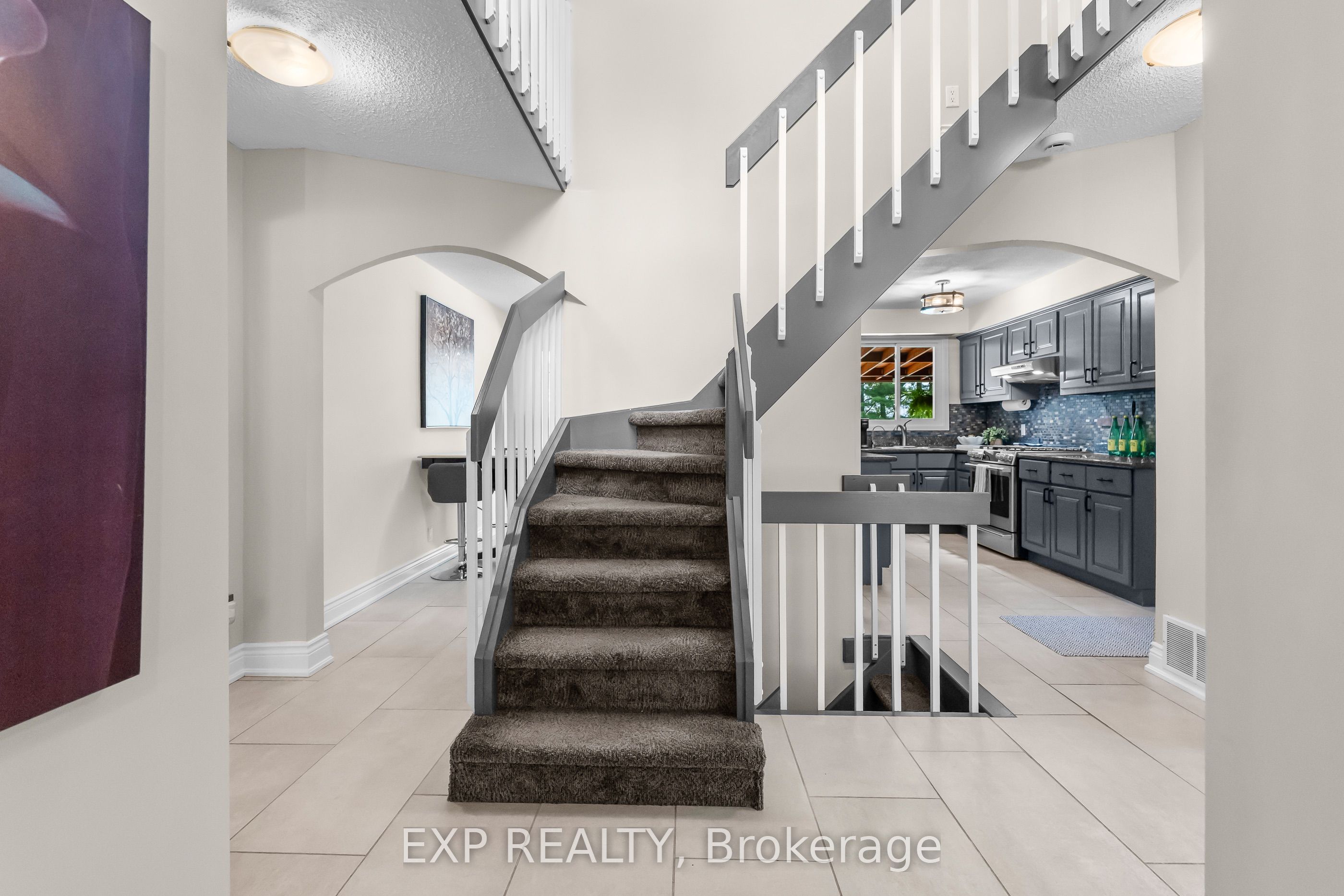 9 Stella Street Property Photo 6