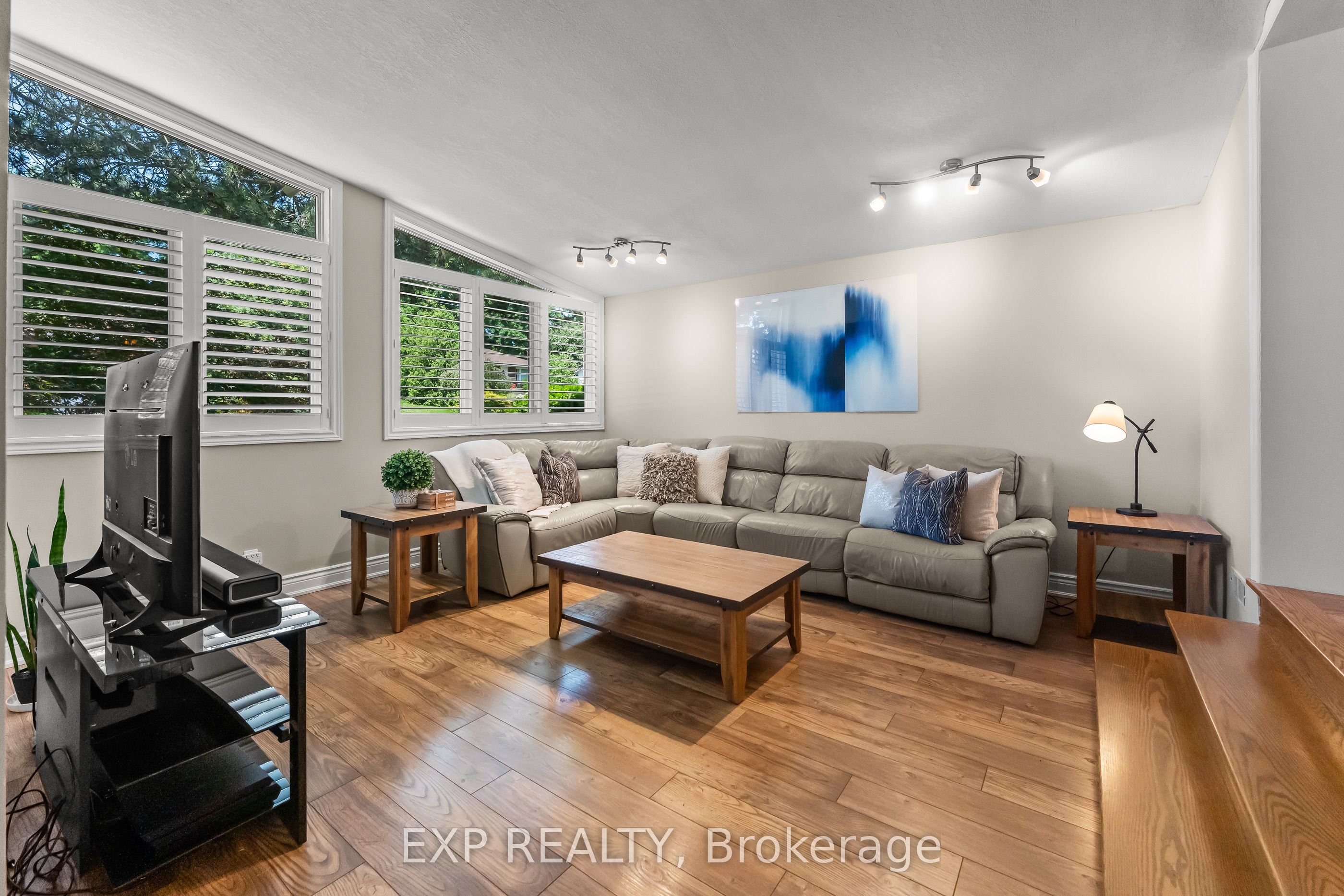 9 Stella Street Property Photo 7