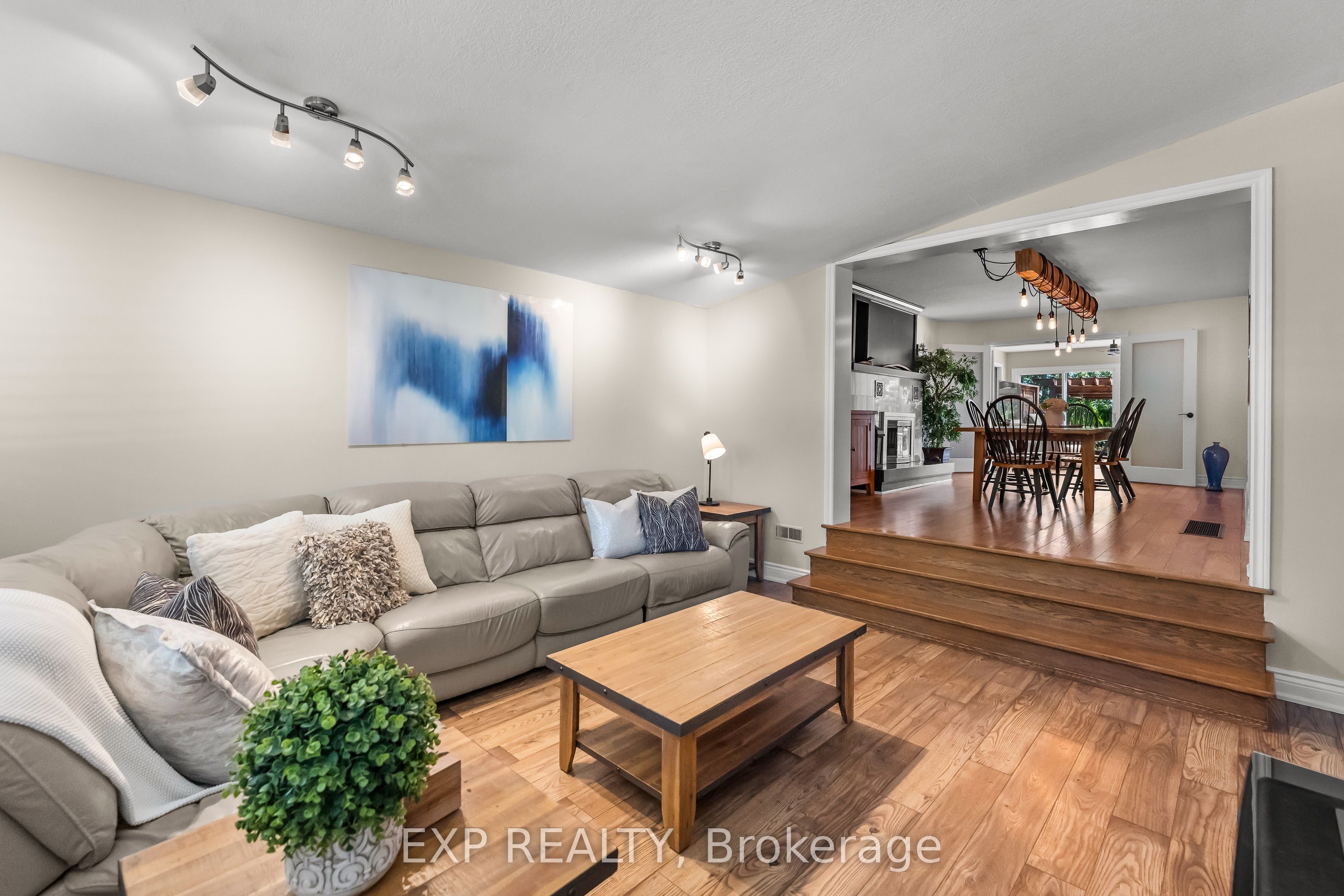 9 Stella Street Property Photo 8
