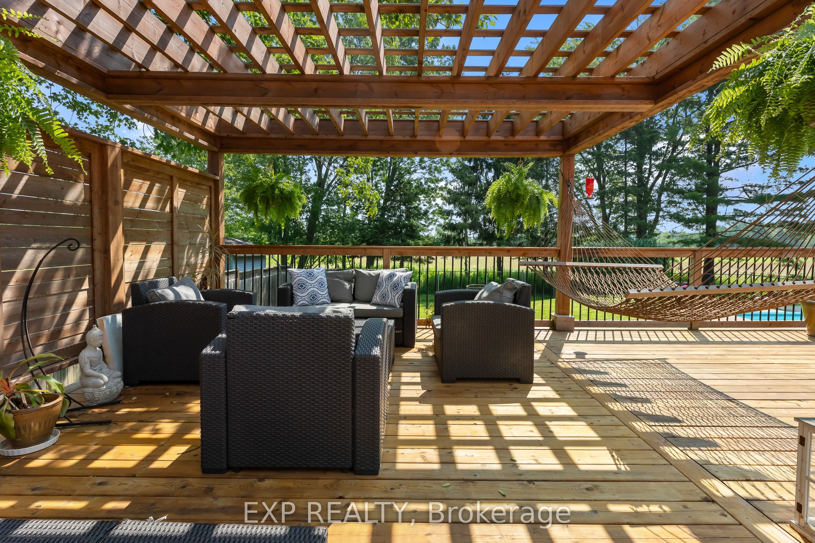 9 Stella Street Property Photo 34