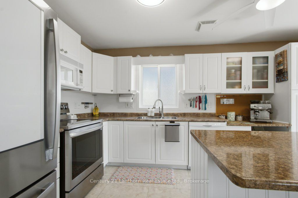 17 Mayhew Drive Property Photo 4