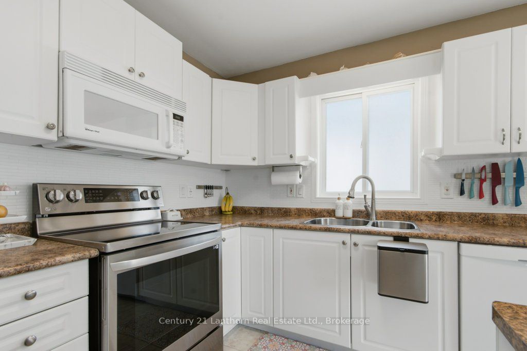 17 Mayhew Drive Property Photo 5