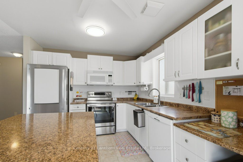 17 Mayhew Drive Property Photo 9