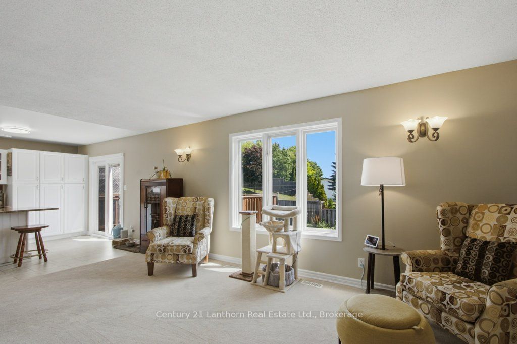 17 Mayhew Drive Property Photo 14
