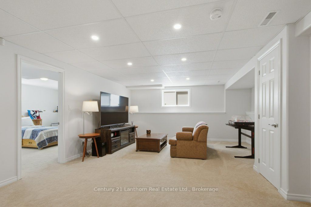17 Mayhew Drive Property Photo 20
