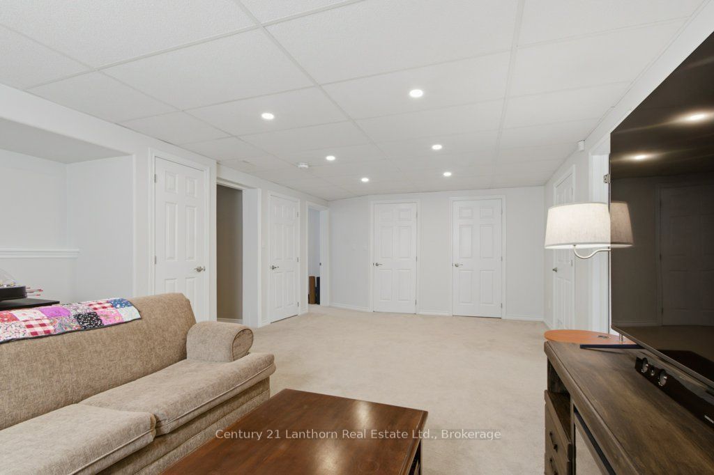 17 Mayhew Drive Property Photo 24
