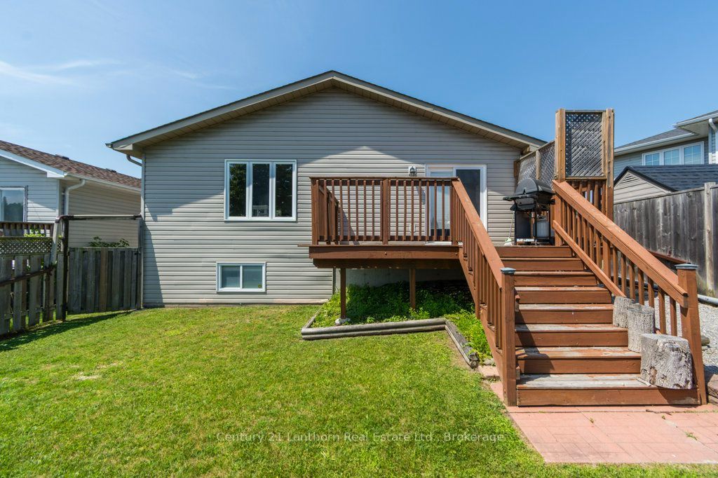 17 Mayhew Drive Property Photo 32