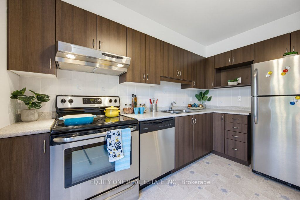 318 Amici Terrace Property Photo 18