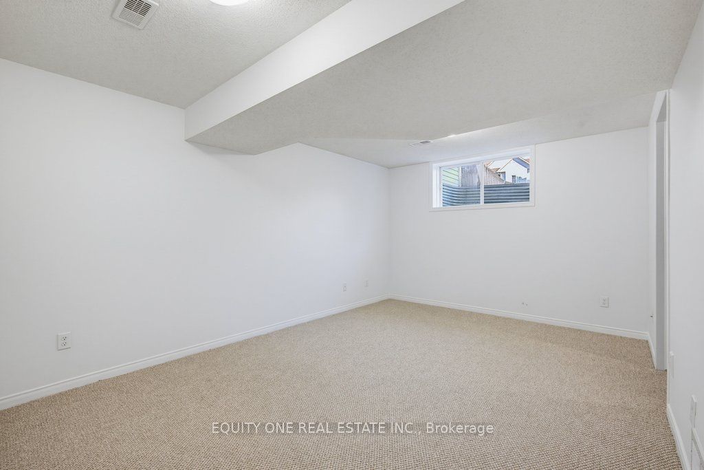 318 Amici Terrace Property Photo 39