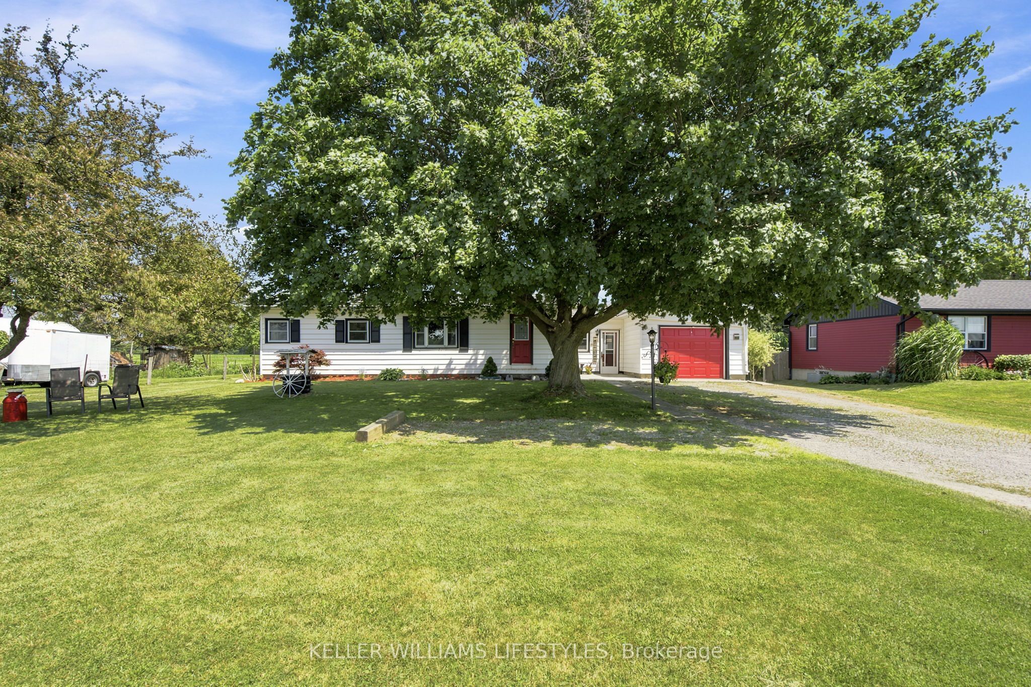 9820 Belmont Road Property Photo 4