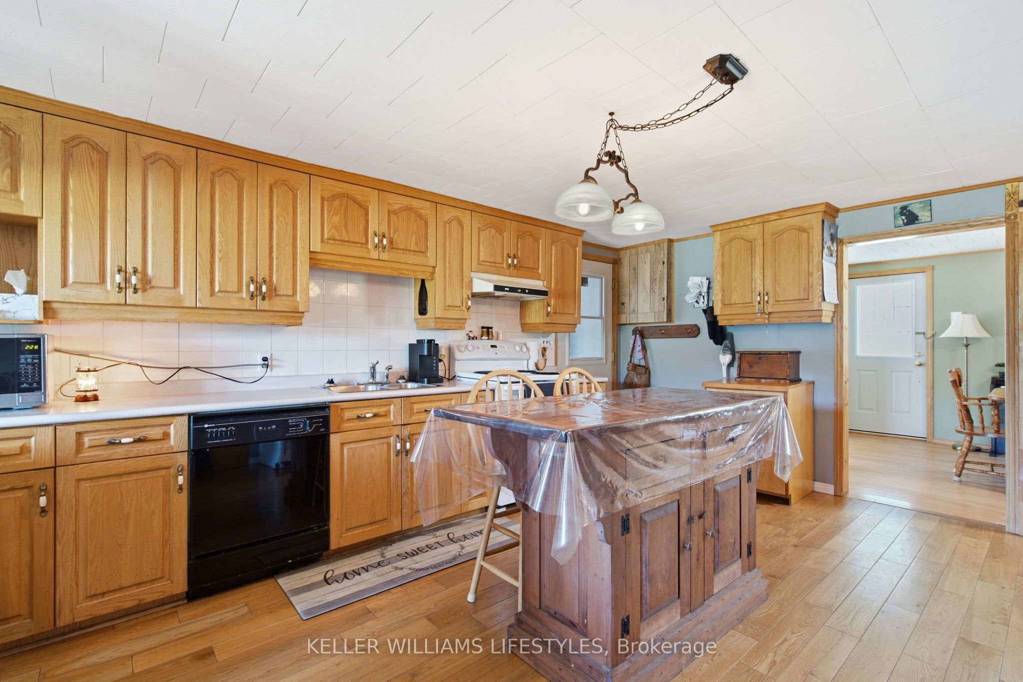 9820 Belmont Road Property Photo 13